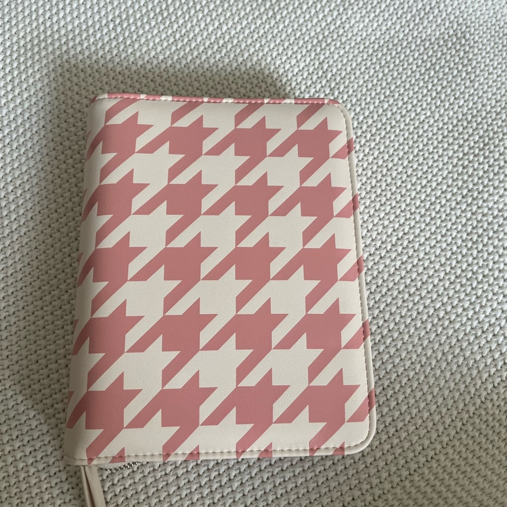 Pink and White Houndstooth compact binder - Picture 6 of 6